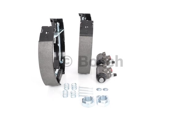 Bromsbackar, sats, Bakaxel Bosch KIT SUPERPRO 0 204 114 549 BOSCH