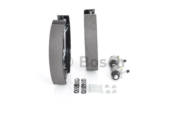 Bromsbackar, sats, Bakaxel Bosch KIT SUPERPRO 0 204 114 634 BOSCH Bromsbackar, sats, Bakaxel Bosch KIT SUPERPRO 0 204 114 634 BOSCH