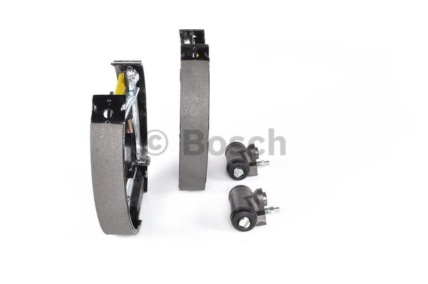 Bromsbackar, sats, Bak Bosch KIT SUPERPRO 0 204 114 681 BOSCH Bromsbackar, sats, Bak Bosch KIT SUPERPRO 0 204 114 681 BOSCH