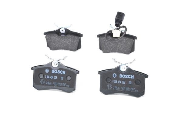 Bromsbeläggsats, Bakaxel Bosch 0 986 494 025 BOSCH