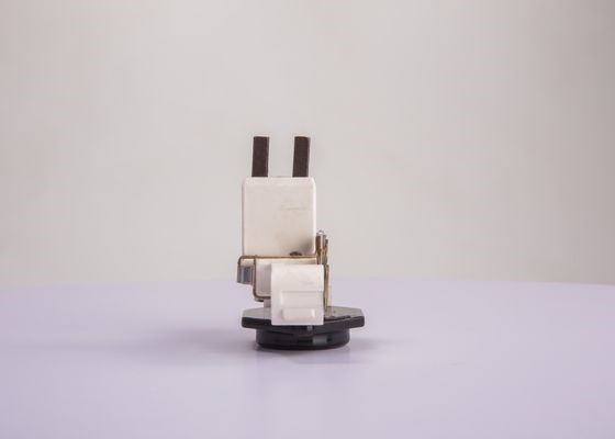 Generatorregulator 14,5V 80A Bosch 1 197 311 212 BOSCH Generatorregulator 14,5V 80A Bosch 1 197 311 212 BOSCH