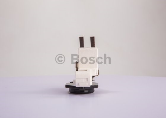 Generatorregulator 14,5V 80A Bosch 1 197 311 212 BOSCH Generatorregulator 14,5V 80A Bosch 1 197 311 212 BOSCH