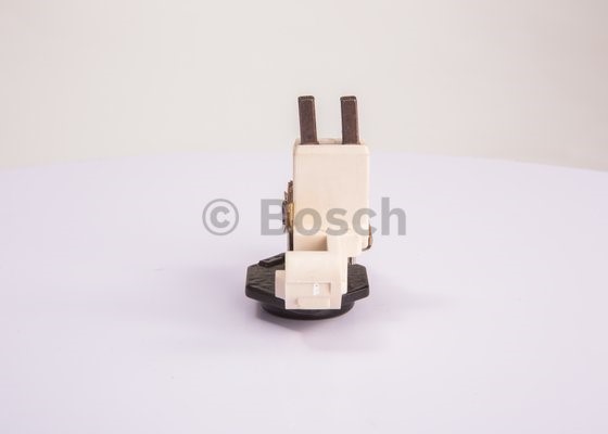 Generatorregulator 14,5V 90A Bosch 1 197 311 213 BOSCH Generatorregulator 14,5V 90A Bosch 1 197 311 213 BOSCH