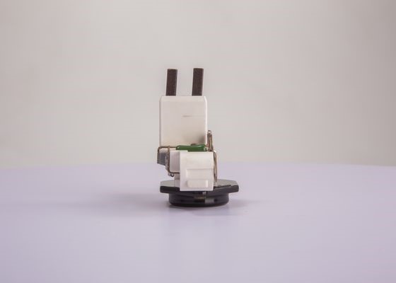 Generatorregulator 14,3V 120A Bosch 1 197 311 242 BOSCH Generatorregulator 14,3V 120A Bosch 1 197 311 242 BOSCH