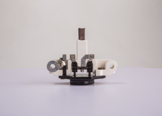 Generatorregulator 14,3V 120A Bosch 1 197 311 242 BOSCH Generatorregulator 14,3V 120A Bosch 1 197 311 242 BOSCH