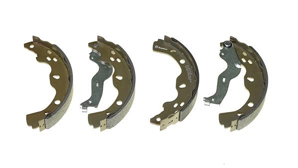 Bromsbackar, sats, Bakaxel BREMBO