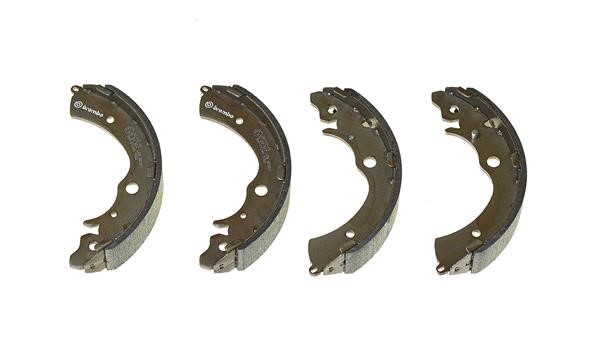 Bromsbackar, sats, Bakaxel BREMBO