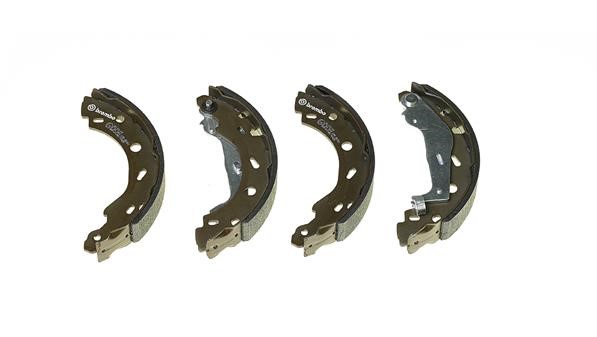 Bromsbackar, sats, Bakaxel BREMBO