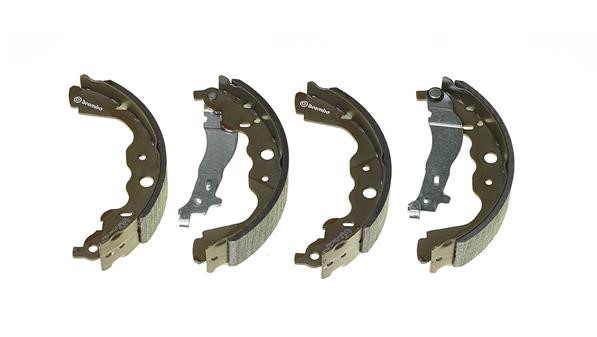 Bromsbackar, sats, Bakaxel BREMBO