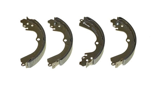 Bromsbackar, sats, Bakaxel BREMBO