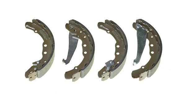 Bromsbackar, sats, Bakaxel BREMBO