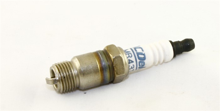 Tändstift DELMR43T
