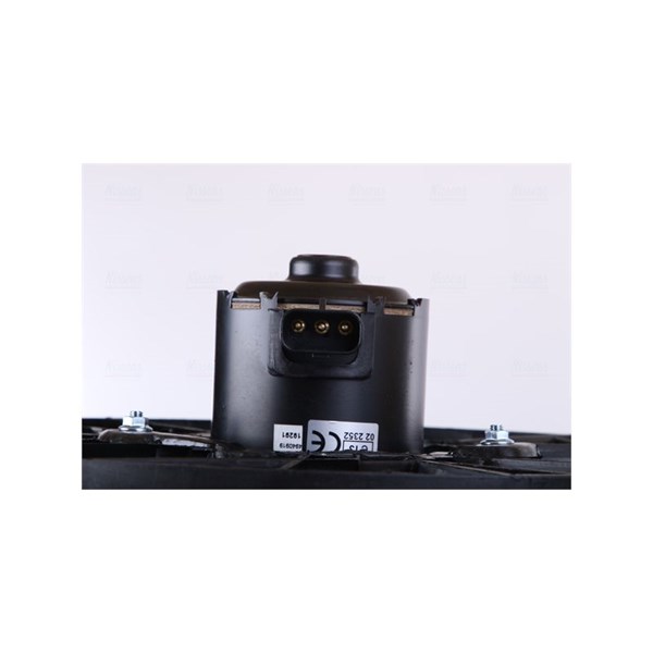 Fläkt, kylare 12V Nissens 85388 NISSENS