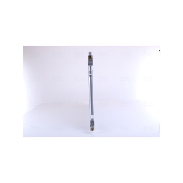 Kondensor, klimatanläggning Nissens 940135 NISSENS