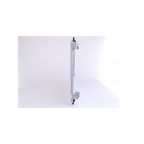 Kondensor, klimatanläggning Nissens 940146 NISSENS