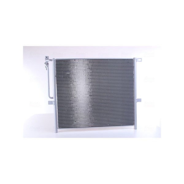 Kondensor, klimatanläggning Nissens 94761 NISSENS Kondensor, klimatanläggning Nissens 94761 NISSENS