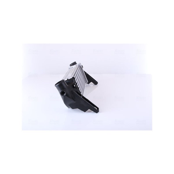 Intercooler Nissens 96219 NISSENS Intercooler Nissens 96219 NISSENS