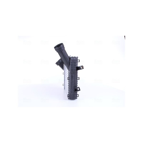 Intercooler, Höger Nissens 96611 NISSENS Intercooler, Höger Nissens 96611 NISSENS