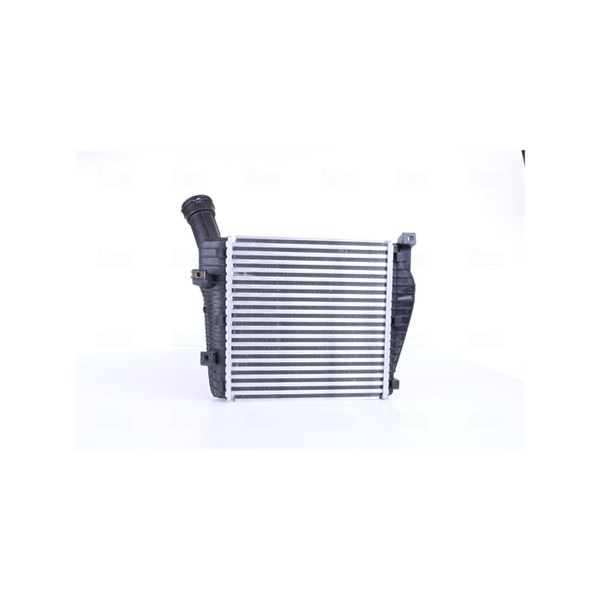Intercooler, Höger Nissens 96611 NISSENS Intercooler, Höger Nissens 96611 NISSENS