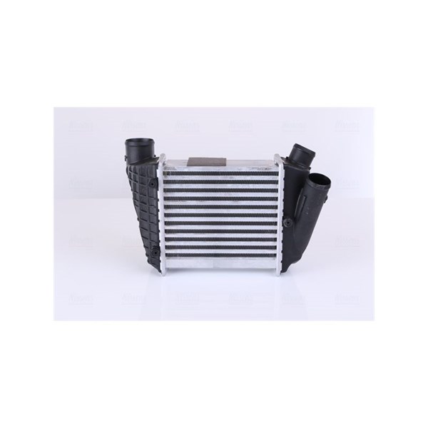 Intercooler Nissens 96678 NISSENS