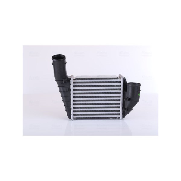 Intercooler, Höger Nissens 96691 NISSENS