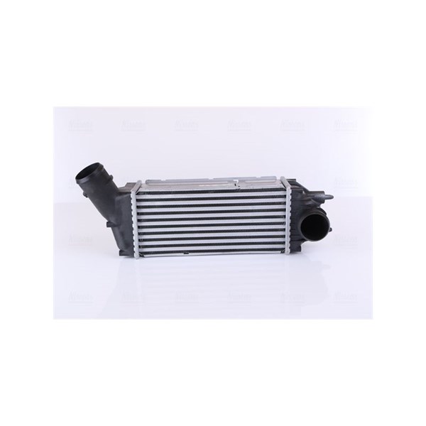 Intercooler, Höger Nissens 96720 NISSENS