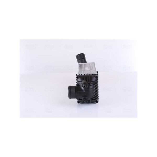 Intercooler, Höger Nissens 96720 NISSENS Intercooler, Höger Nissens 96720 NISSENS