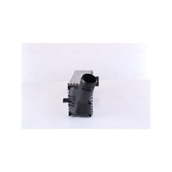 Intercooler, Höger Nissens 96720 NISSENS Intercooler, Höger Nissens 96720 NISSENS