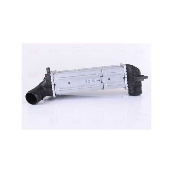 Intercooler, Höger Nissens 96720 NISSENS Intercooler, Höger Nissens 96720 NISSENS