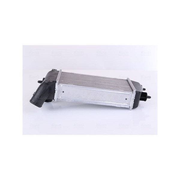 Intercooler Nissens 96774 NISSENS
