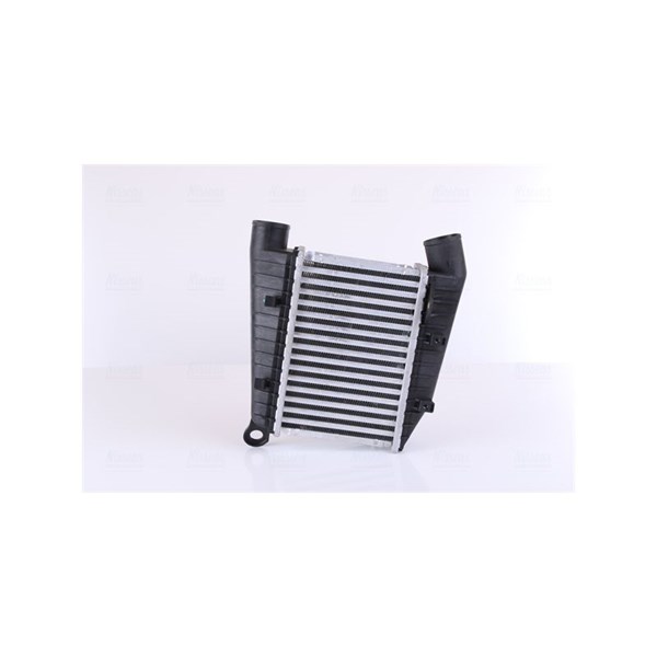 Intercooler Nissens 96864 NISSENS Intercooler Nissens 96864 NISSENS
