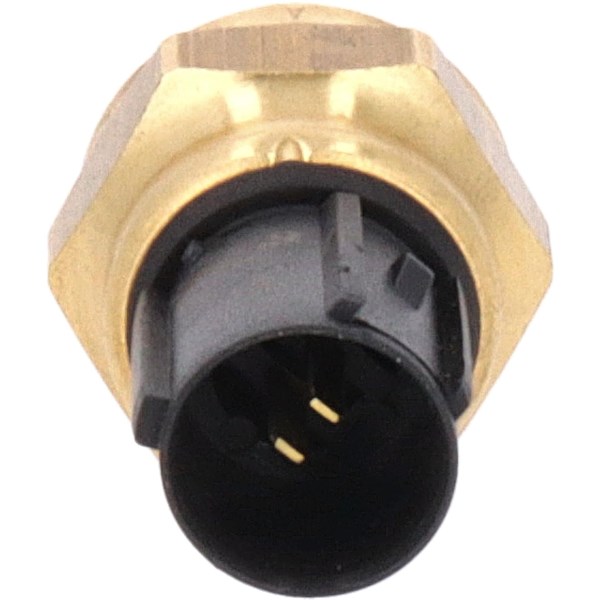 Temperaturswitch, kylarfläkt, Framför kylaren