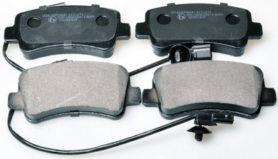 Bromsbeläggsats, Bakaxel