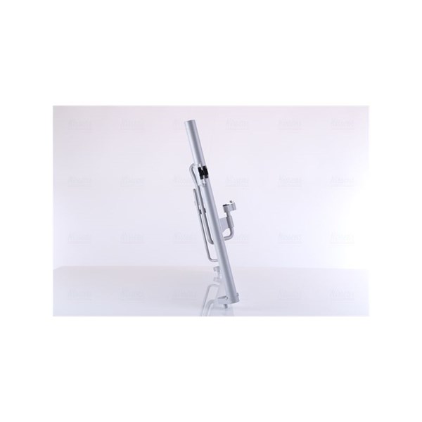 Kondensor, klimatanläggning Nissens 94037 NISSENS