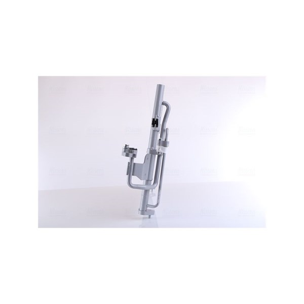 Kondensor, klimatanläggning Nissens 94037 NISSENS