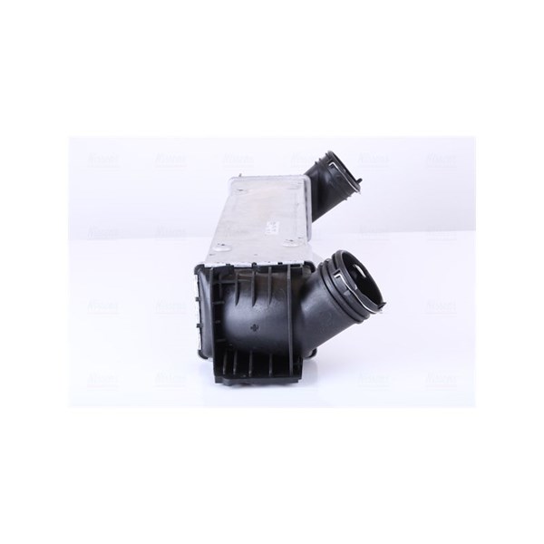 Intercooler Nissens 96480 NISSENS Intercooler Nissens 96480 NISSENS