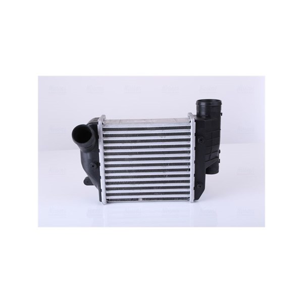Intercooler Nissens 96576 NISSENS Intercooler Nissens 96576 NISSENS
