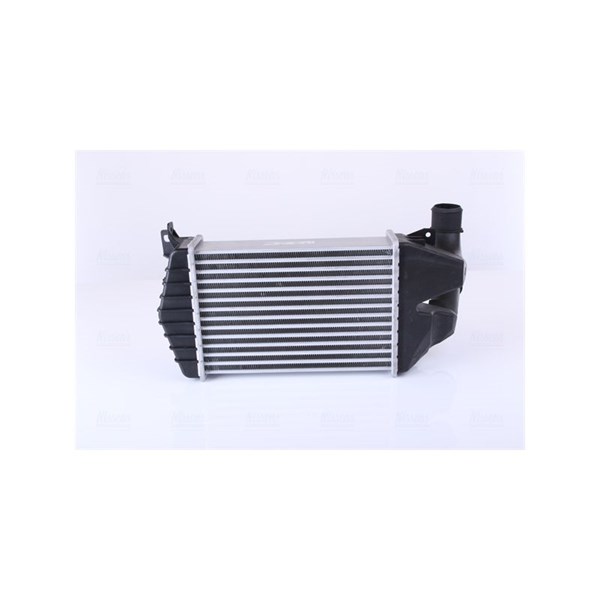 Intercooler Nissens 96587 NISSENS Intercooler Nissens 96587 NISSENS