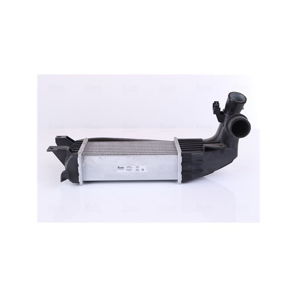 Intercooler Nissens 96592 NISSENS Intercooler Nissens 96592 NISSENS