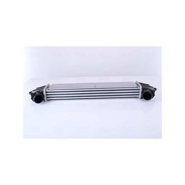 Intercooler Nissens 96736 NISSENS