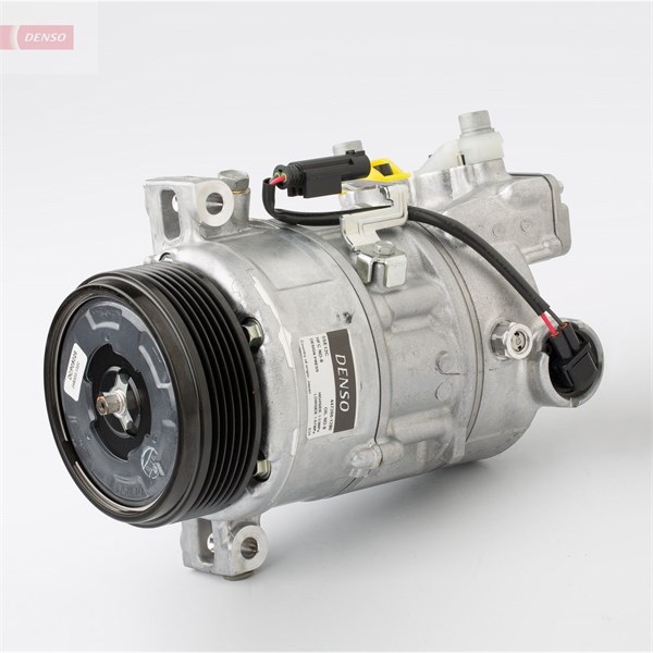 Kompressor, klimatanläggning Denso DCP05026 DENSO