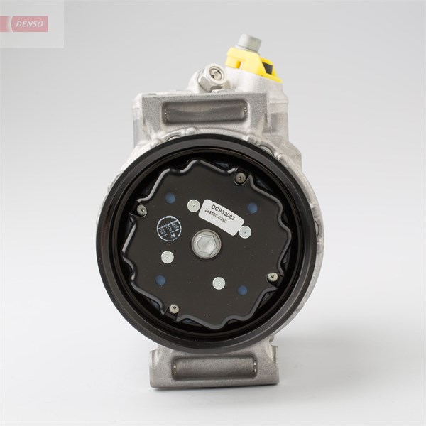 Kompressor, klimatanläggning Denso DCP32003 DENSO