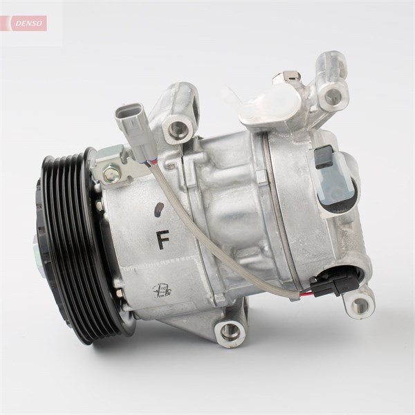 Kompressor, klimatanläggning Denso DCP50251 DENSO