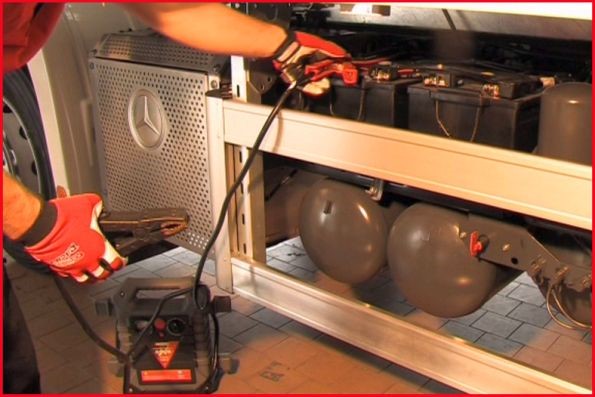 Batteri, starthjälp, Universal Ks tools 550.1710 KS TOOLS