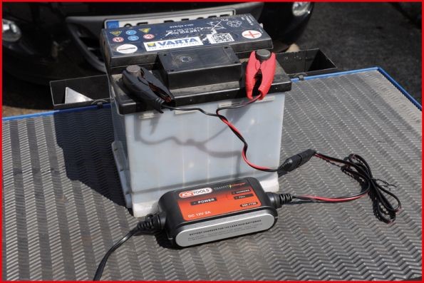 Batteriladdare, Universal Ks tools 550.1730 KS TOOLS