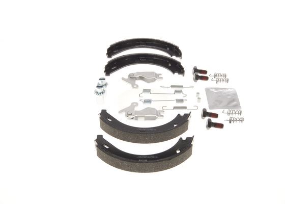 Bromsbackar, sats, parkeringsbroms, Bakaxel Bosch 0 204 113 819 BOSCH Bromsbackar, sats, parkeringsbroms, Bakaxel Bosch 0 204 113 819 BOSCH