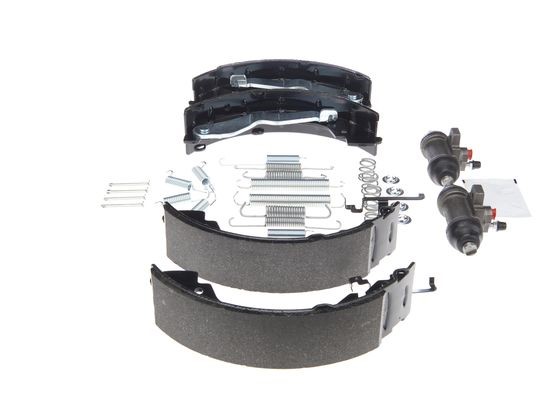Bromsbackar, sats, Bakaxel Bosch KIT PRO 0 204 113 692 BOSCH