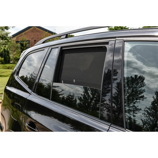 Solskydd, Bak Car shades PV BMX35A18 Car Shades Solskydd, Bak Car shades PV BMX35A18 Car Shades