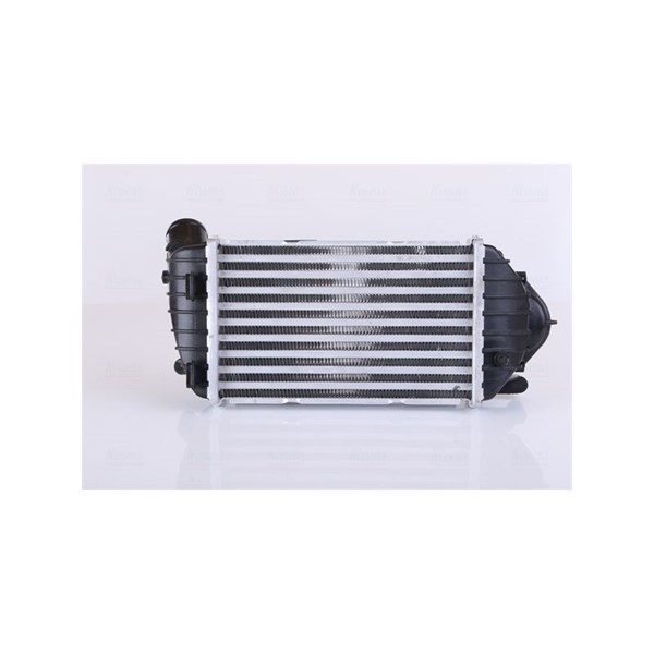 Intercooler Nissens 96794 NISSENS Intercooler Nissens 96794 NISSENS