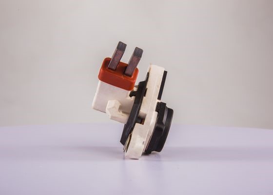 Generatorregulator 140A Bosch 2 127 311 001 BOSCH Generatorregulator 140A Bosch 2 127 311 001 BOSCH